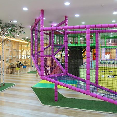 Elena Business Hotel Yeosu Esterno foto